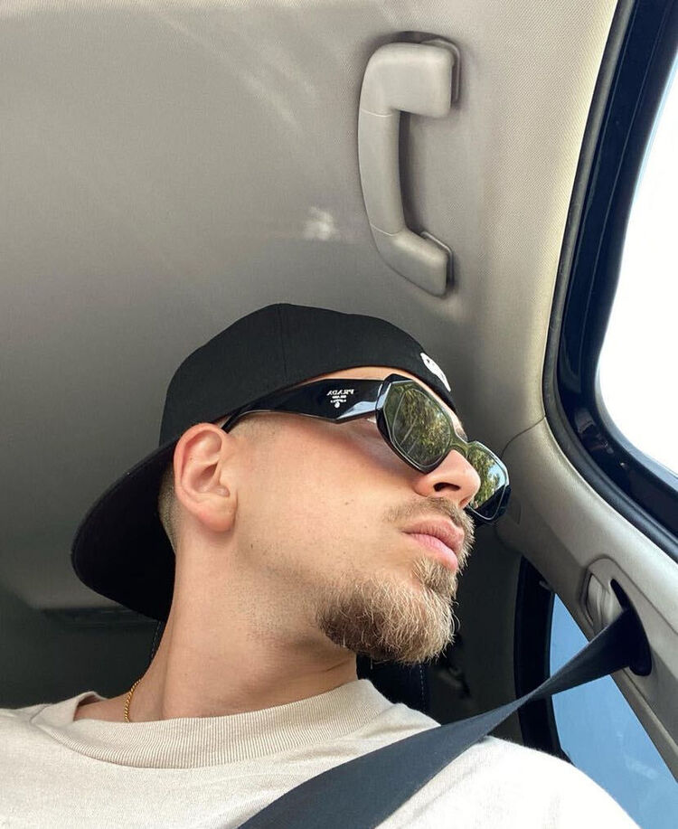 ���� 42457410 ����� ������, 23 ����, ���� ���������� � ������