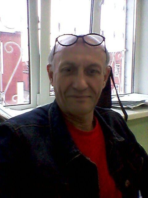  ,   Yuriy, 61 ,   ,   , c 