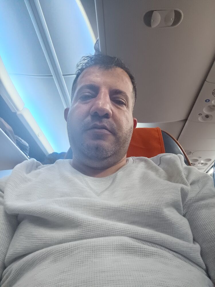 ���� 55608690 ������� Akdemir, 40 ���, ���� ���������� � Goddard