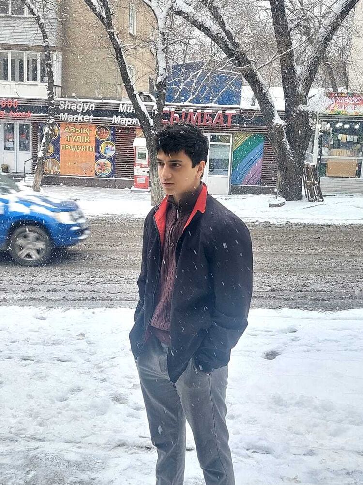 ,   Elmar, 18 ,   ,   