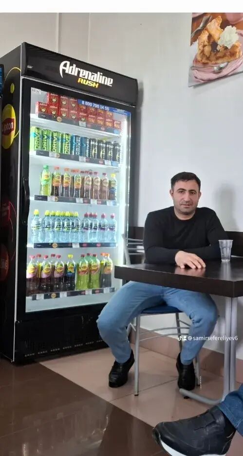  43469210  Samir, 39 ,    