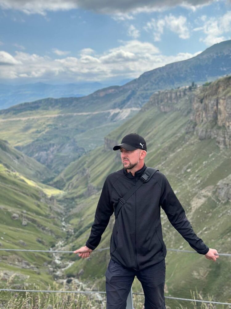 ���������� �����������, ���� ������� Simon, 42 ����, ������������ ��� ������, ����� � ���������, c�������� ���������, ���������