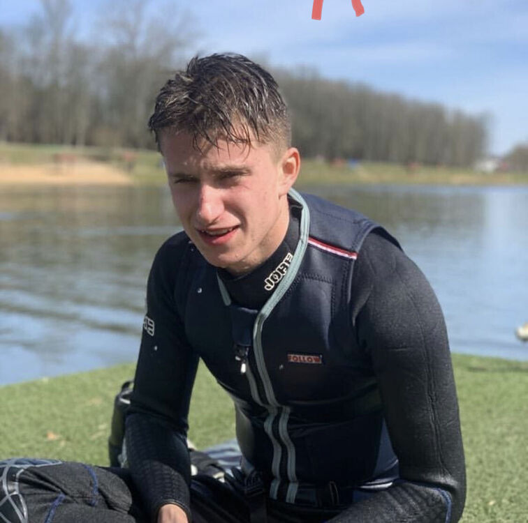 ���� 39621160 ����� ˸��, 24 ����, ���� ���������� � �������