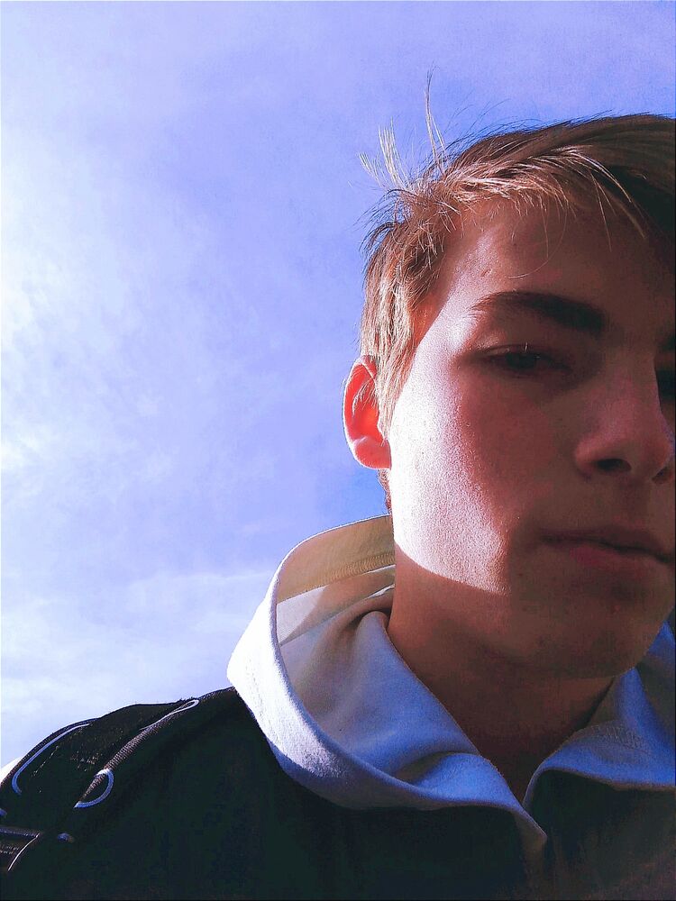  ,   Artyom, 23 ,   ,   