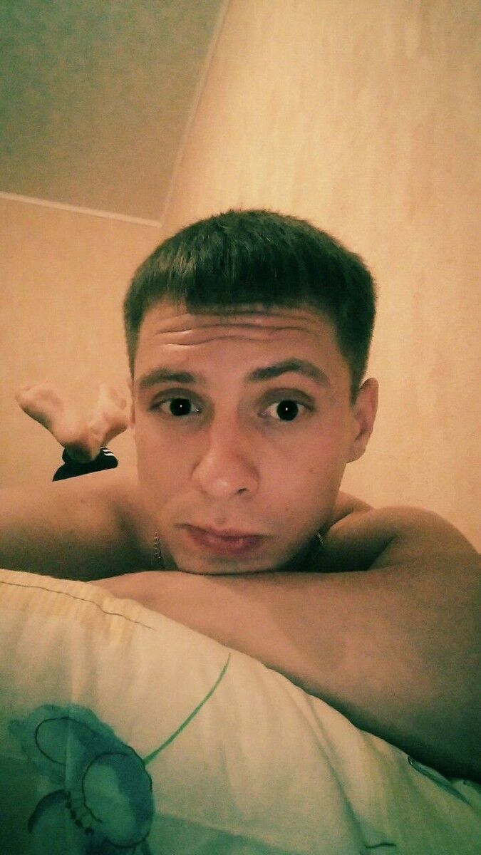  ,   Pavel, 32 ,   ,   , c 