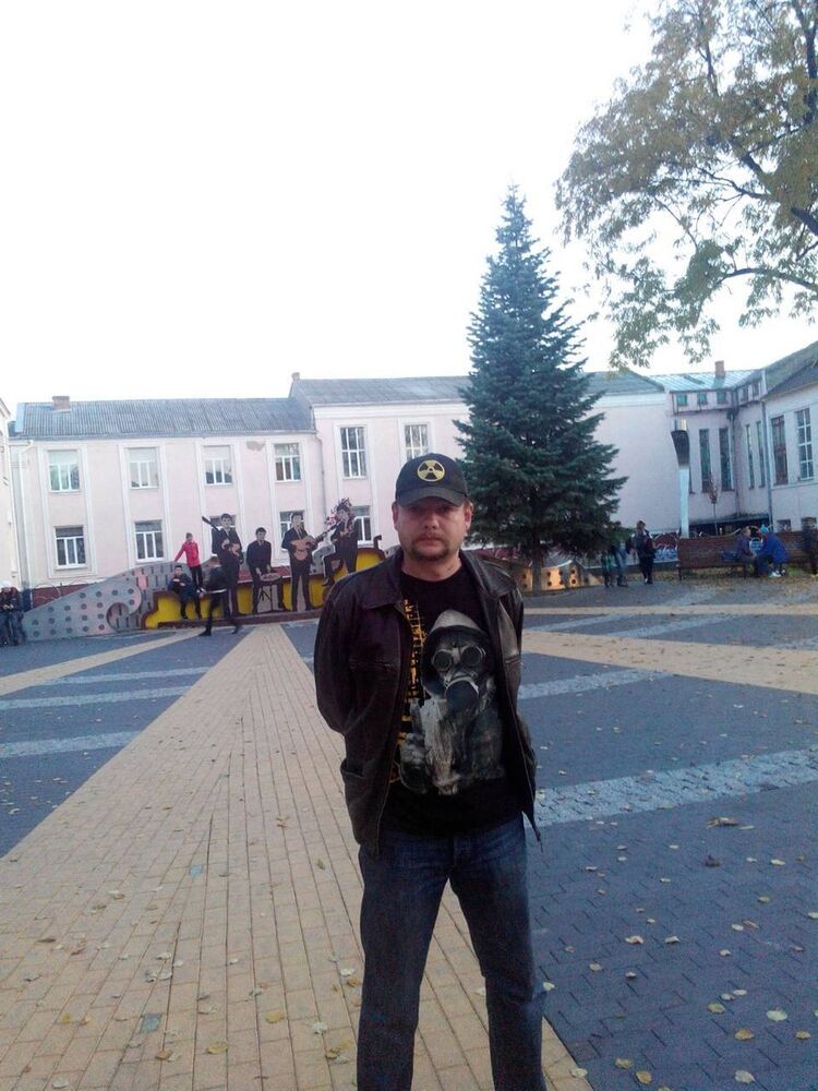  ,   Artem, 41 ,   ,   , c 