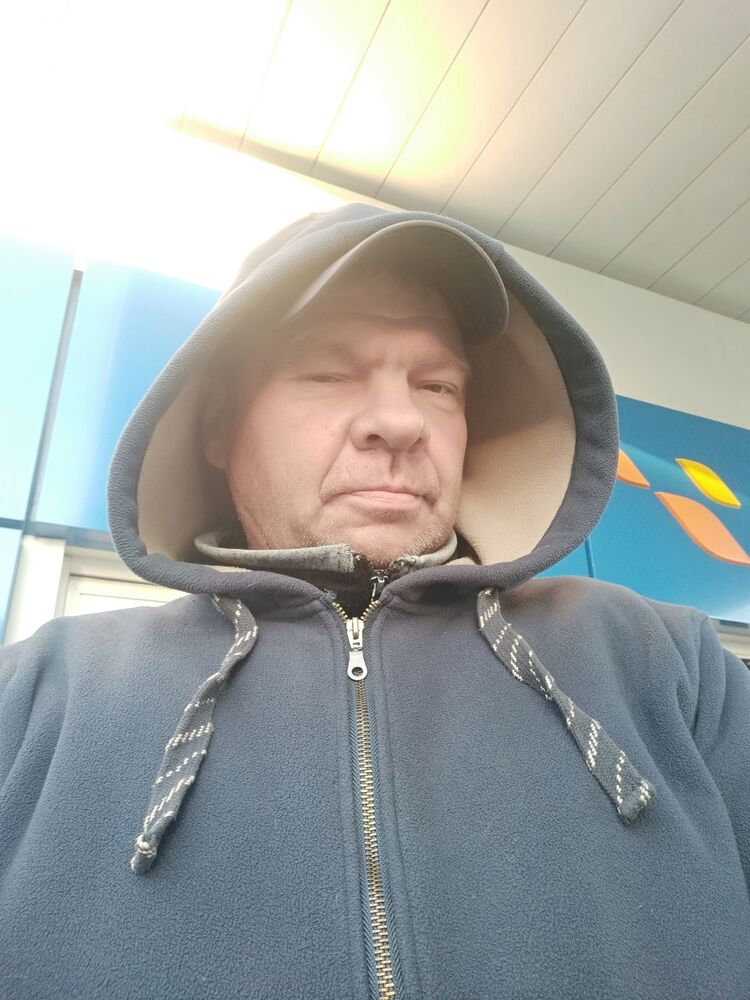  39227590  , 45 ,    