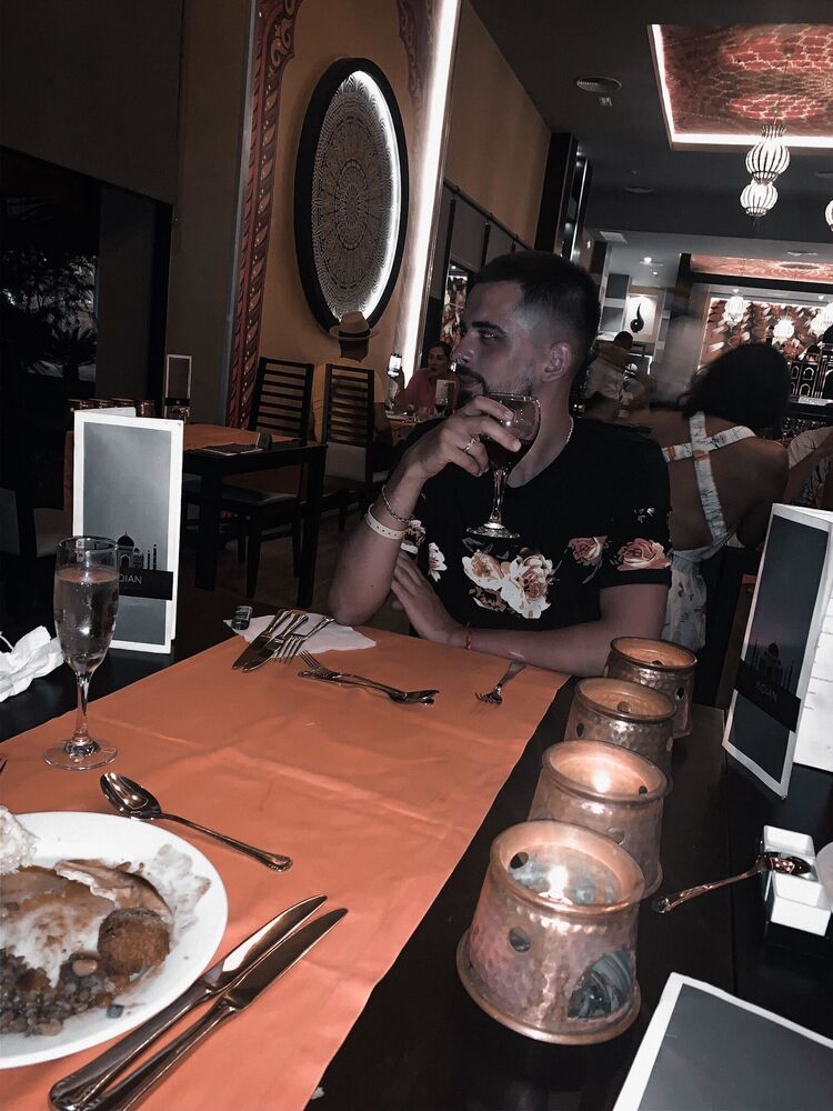  ,   ˸, 27 ,     , c 