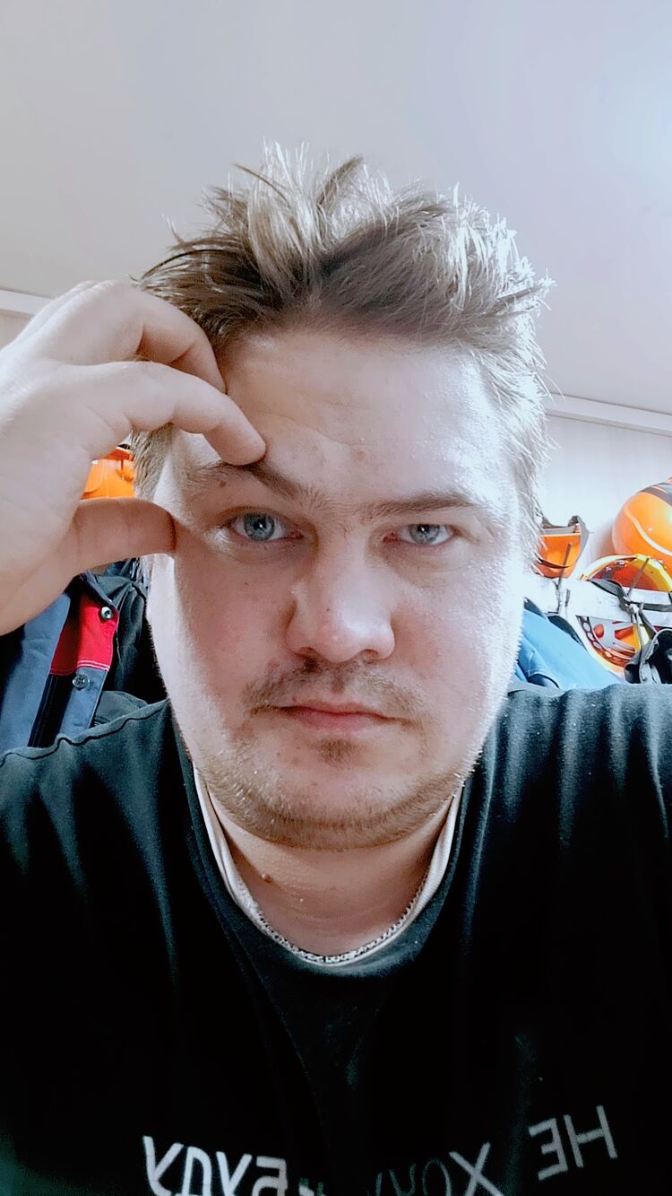  50213280  Alexey M, 32 ,    