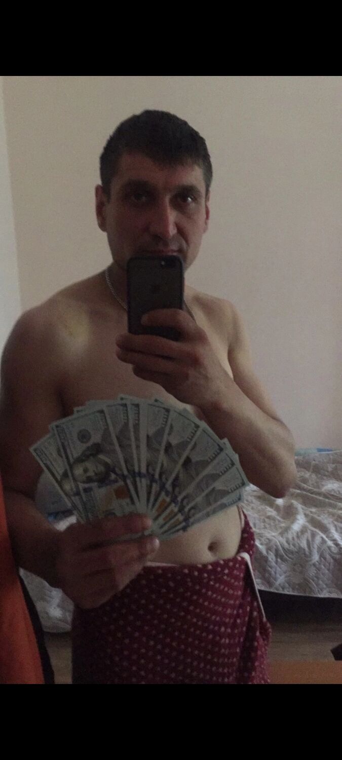 52794200  Vitaliy, 34 ,    