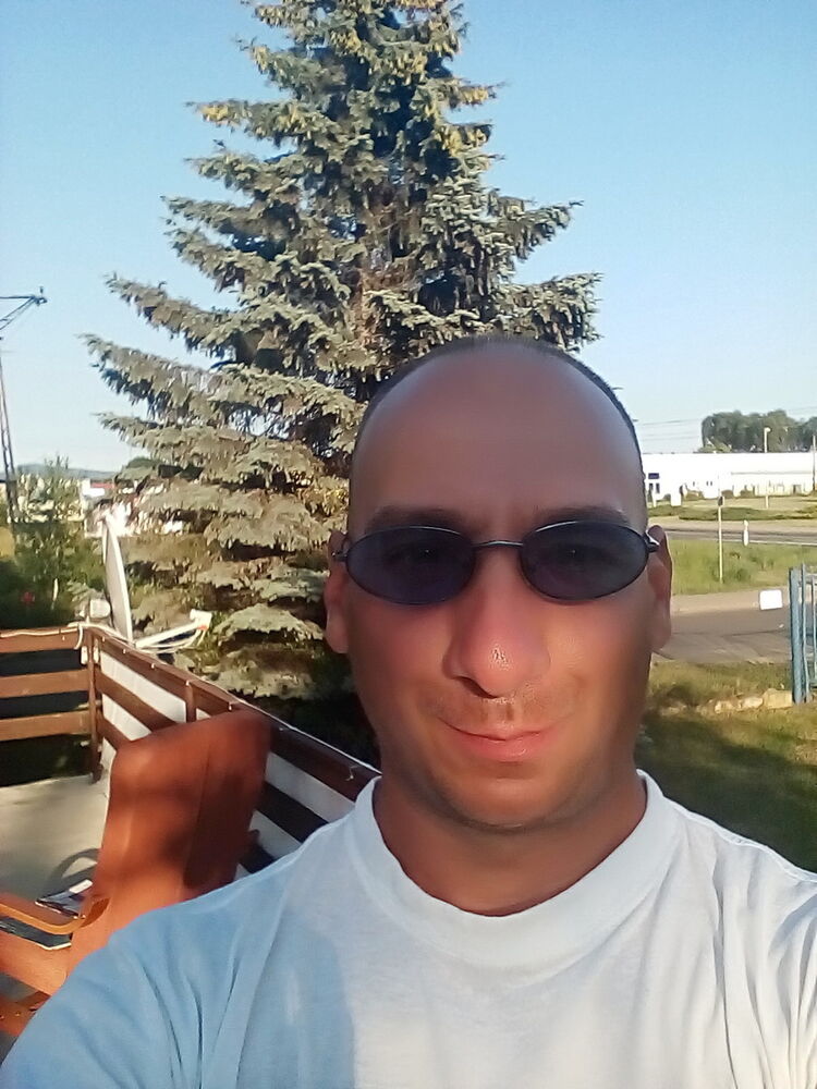  ,   Taras, 40 ,   ,   , c 