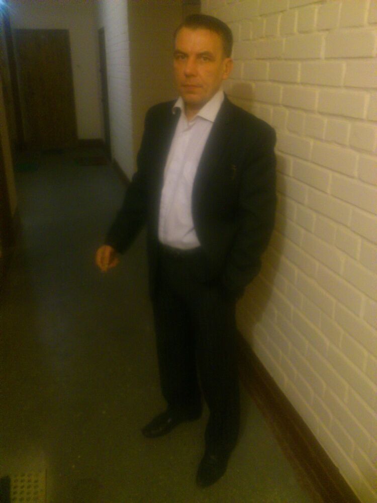  8898440  , 53 ,    -