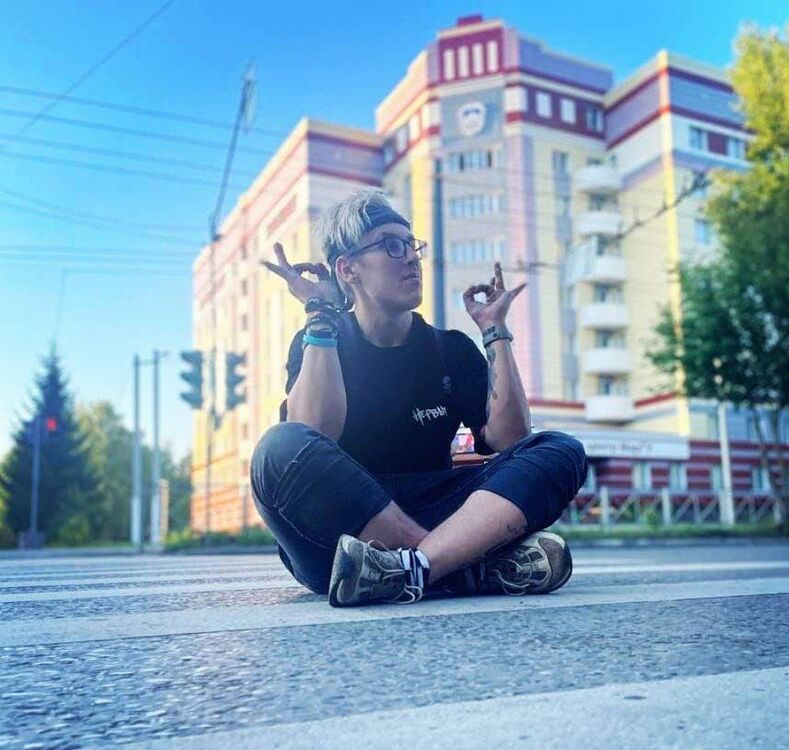  -,   , 24 ,   ,   