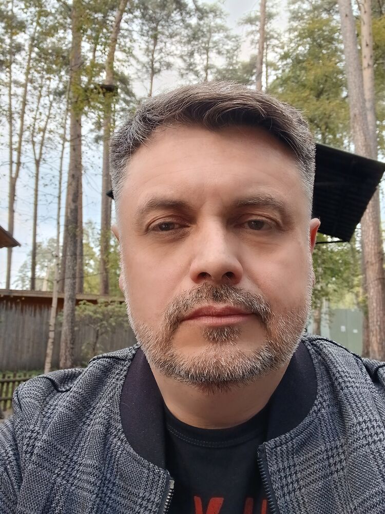  ,   Kirill, 46 ,   ,   , c 