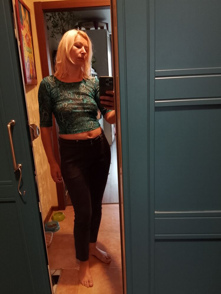  53743250  Jane, 39 ,    
