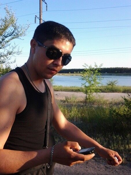  ,   Denis, 37 ,   , 