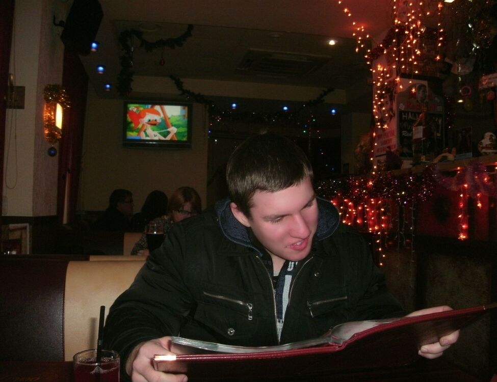  10249870  Conan, 37 ,    -