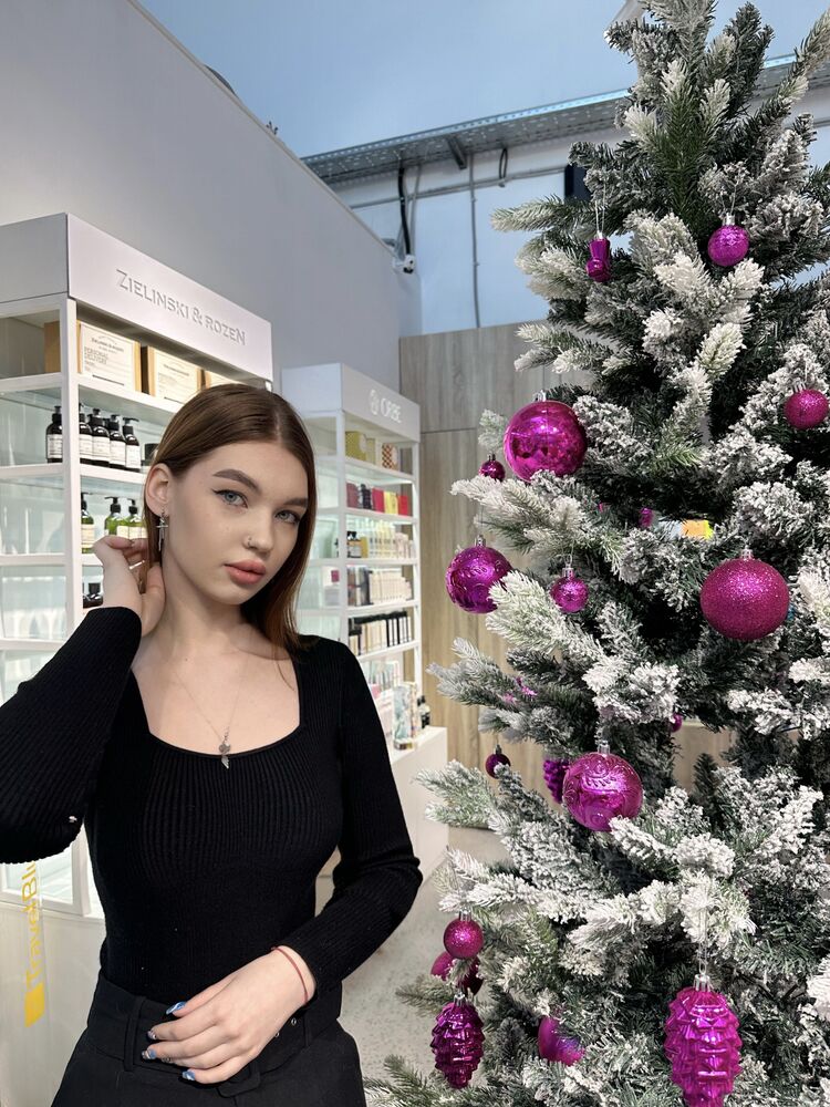  Saint-Denis,   , 24 ,   ,   