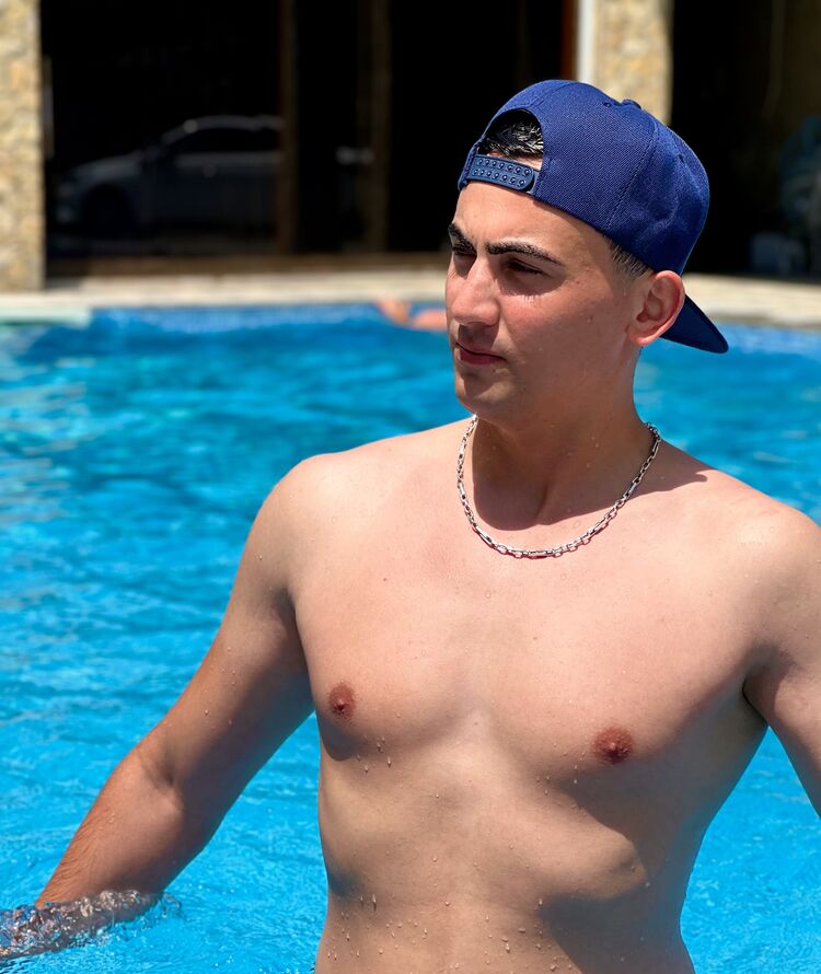  53001350  Gudrat, 27 ,    