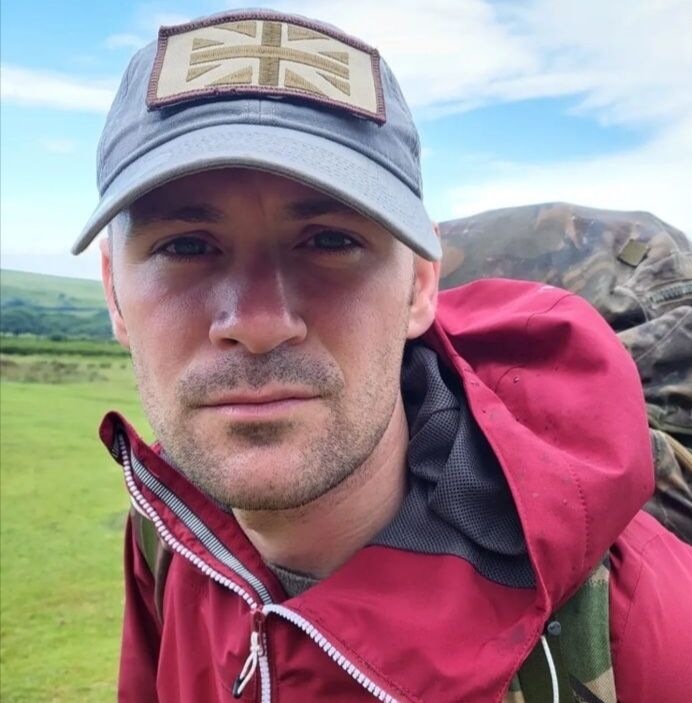  ,   Danny, 40 ,     , c 
