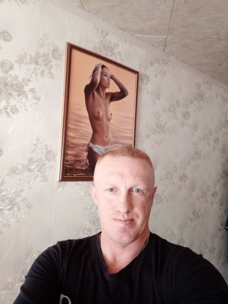  ,   Sergei, 44 ,   ,   , c 