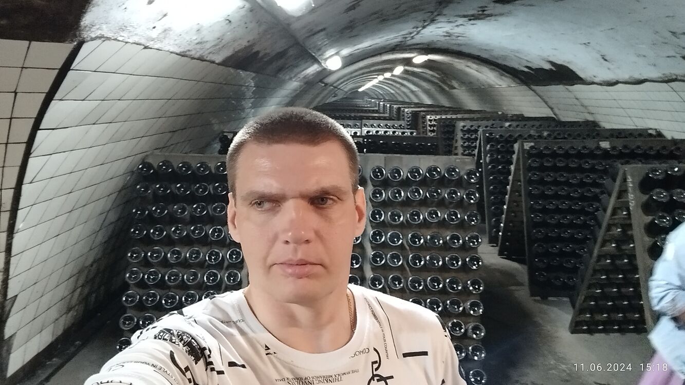  52861480  , 36 ,    