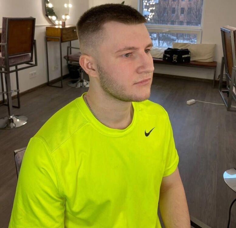  31476460  , 23 ,    -