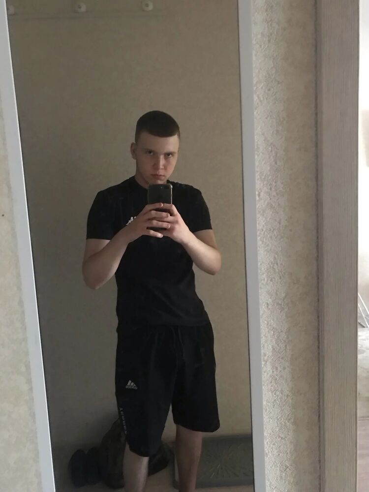  44630920  Ruslan, 20 ,    