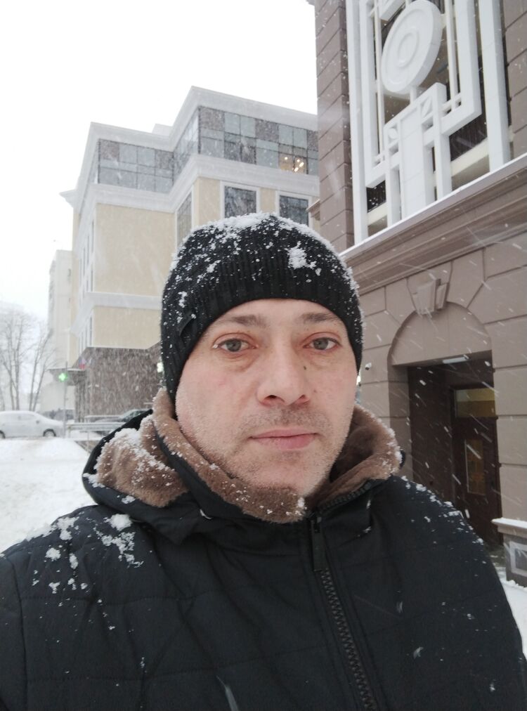  49951270  Zamin, 41 ,    