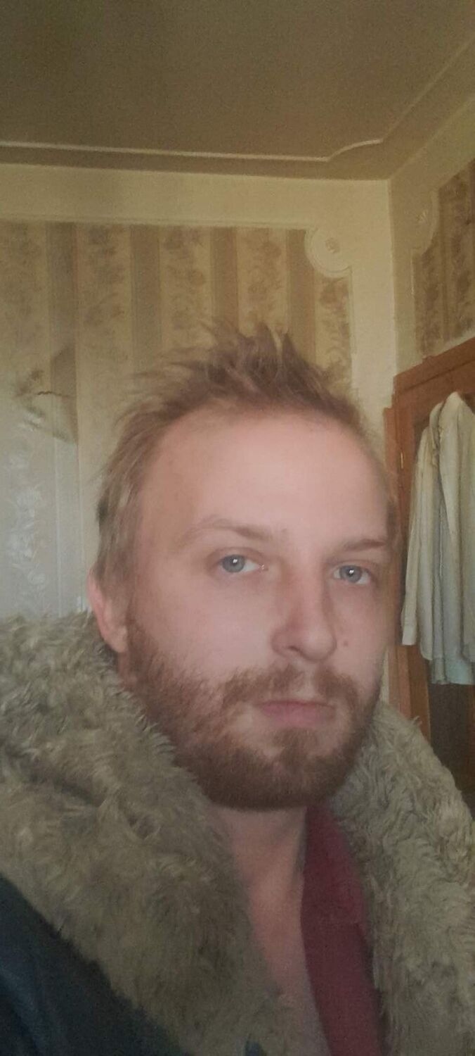  54092950  Alex, 32 ,    