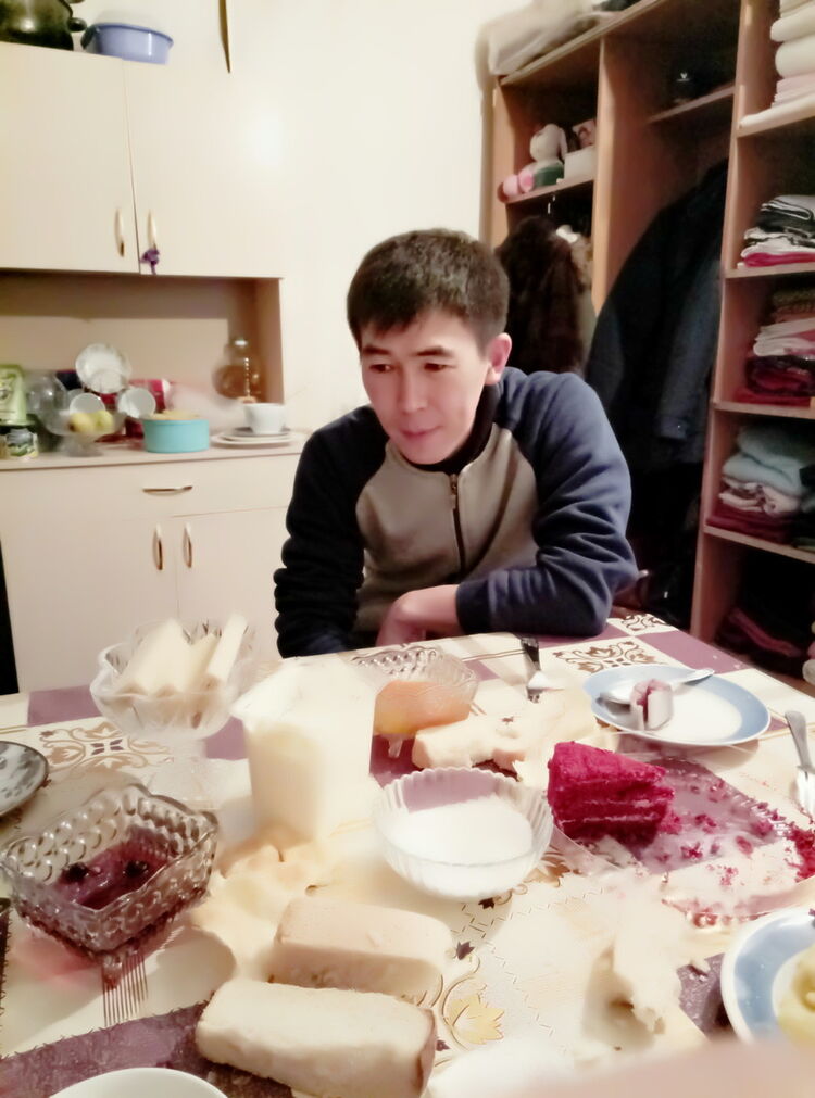 ���� 11106300 ������� Dauren, 38 ���, ���� ���������� � ������