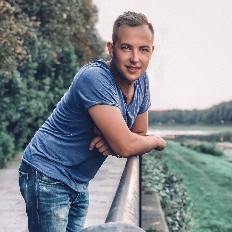  ,   Volodymyr, 30 ,   ,   
