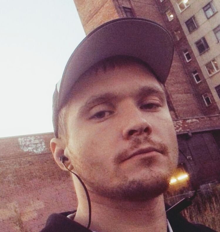  42835720  Danila_Grom, 36 ,    