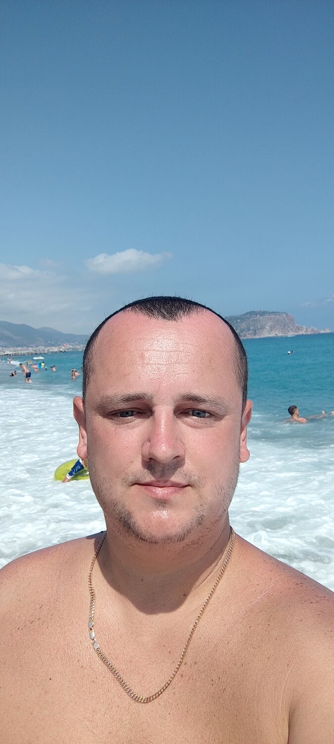  Chomutov,   Eduard, 40 ,   ,   