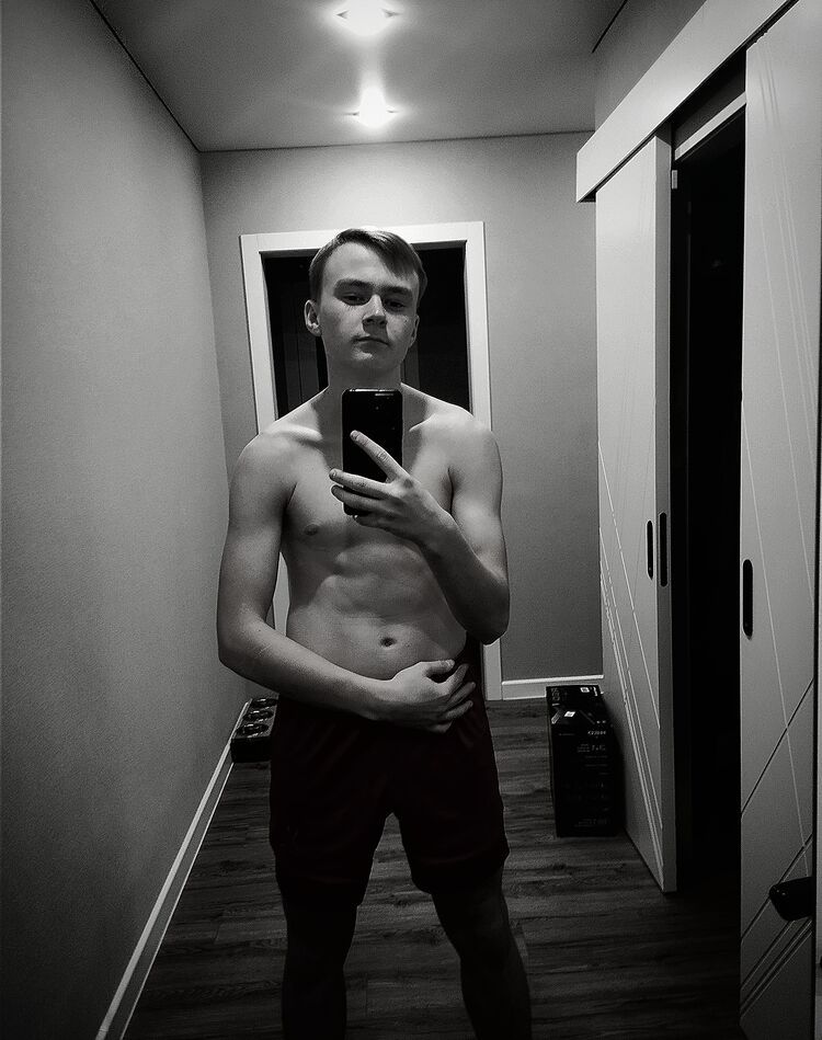  ,   Artem, 20 ,   ,   