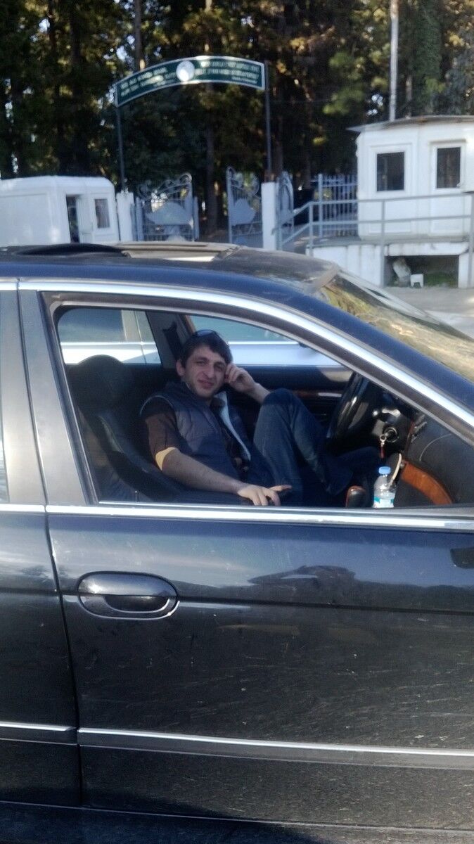  5383640  Saba, 37 ,    