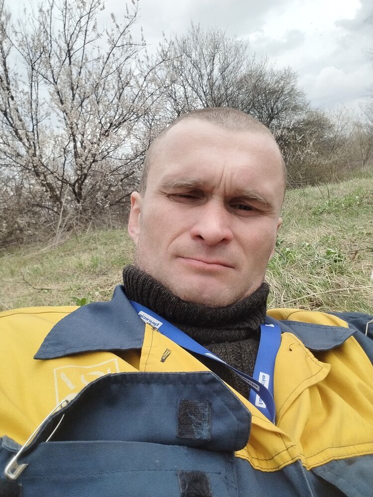  38588220  , 45 ,    