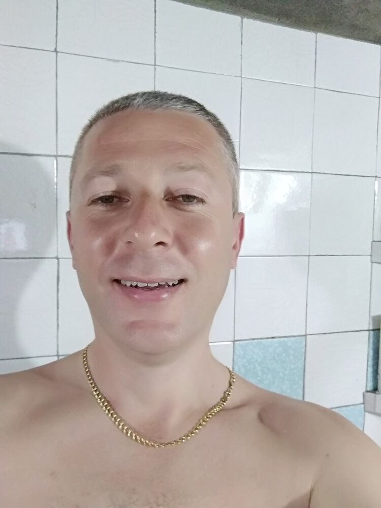  ,   Igor, 47 ,   