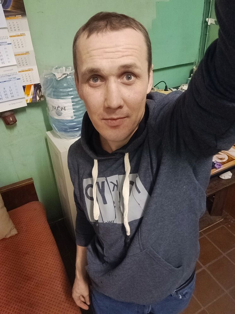  -,   Ivan, 39 ,   ,   