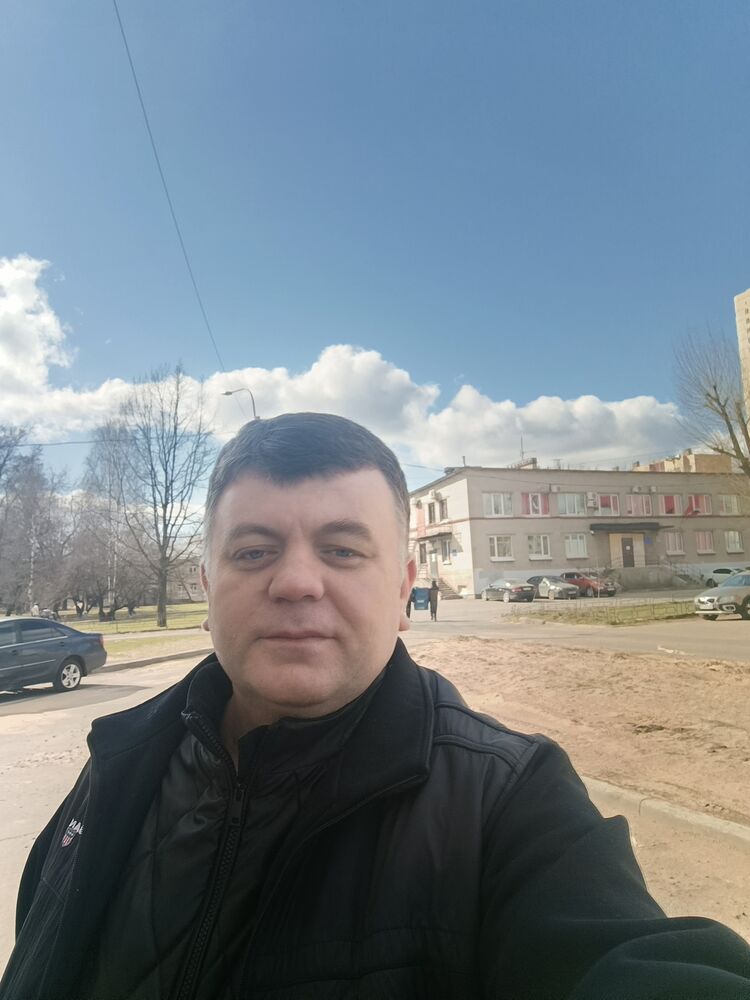  51452470  Furqat, 42 ,    -