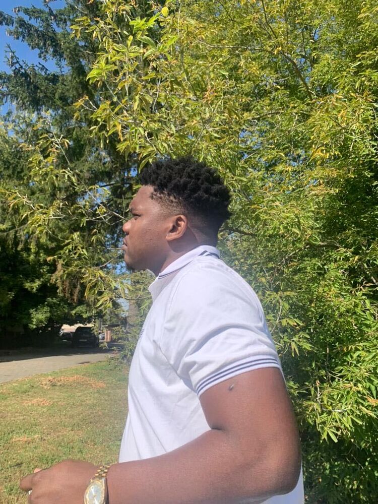  54177680  Lionel, 30 ,    