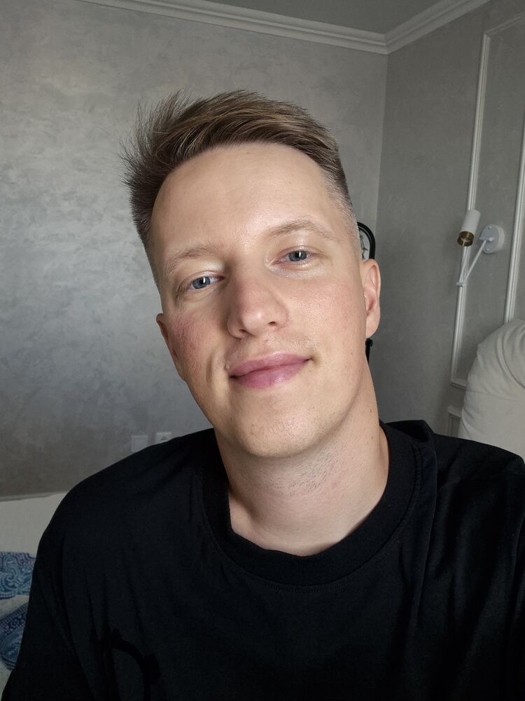  ,   Yurii, 31 ,   ,   