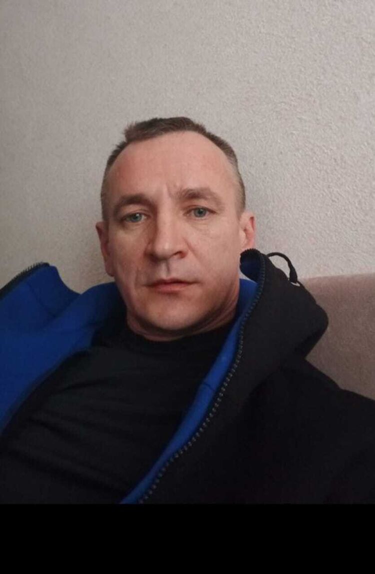  37947320  , 42 ,    