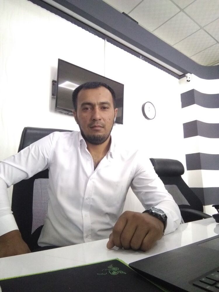  43883350  Sharobiddin, 36 ,    