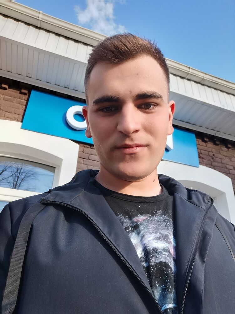  27628310  , 25 ,    