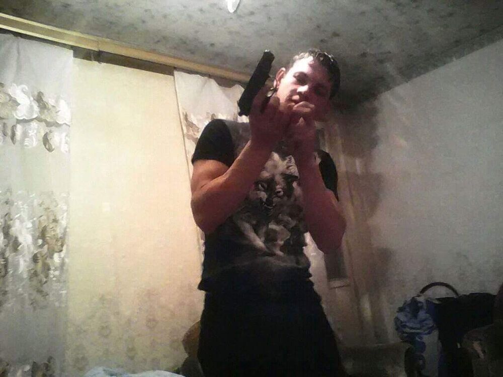  9511400  Den, 38 ,    