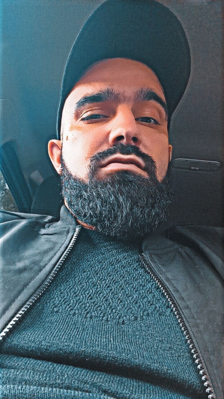  --,   Ivan, 32 ,   ,   , 