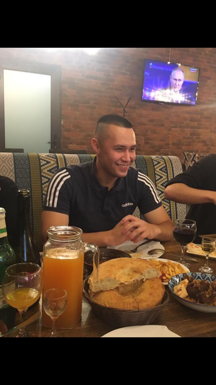  ,   Nikita, 26 ,  