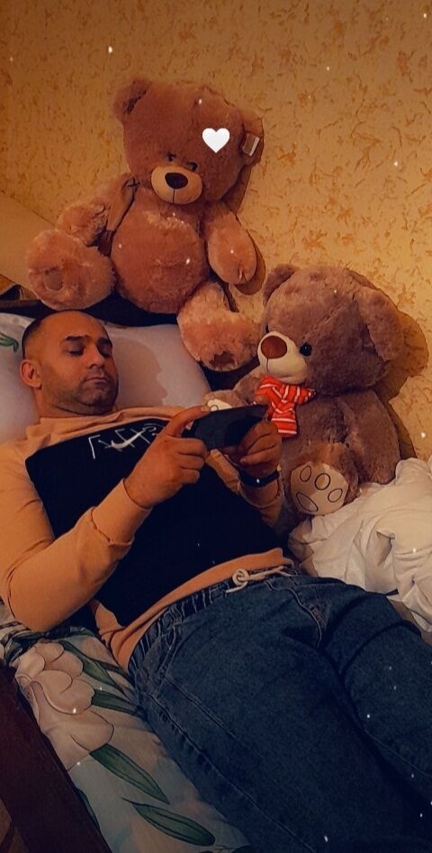  30419540  , 37 ,    