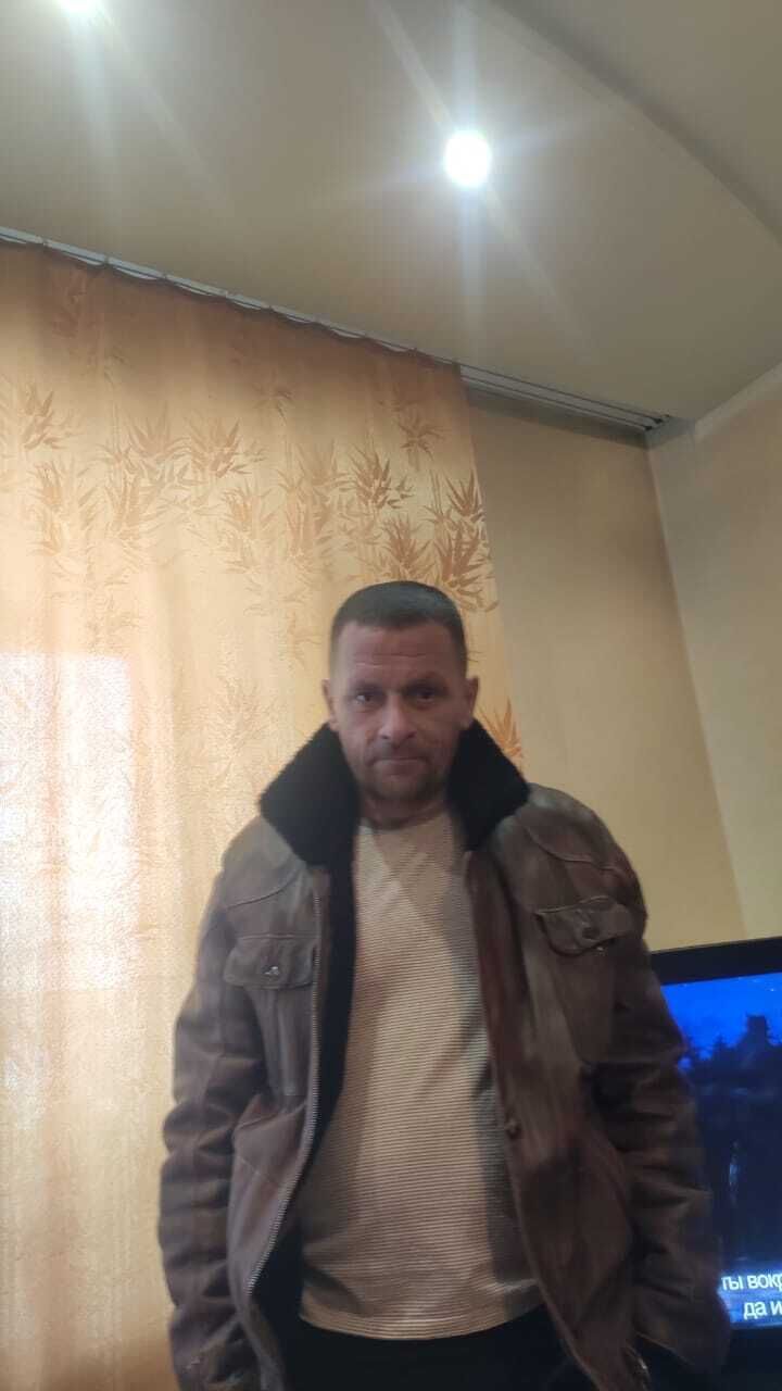  40285490  , 44 ,    